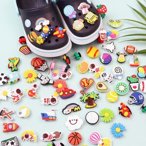 에이지리스에비뉴 [앙상블] 고퀄 구멍 샌들 신발 악세사리 장식 슬리퍼 샌들 어린이집 유치원
